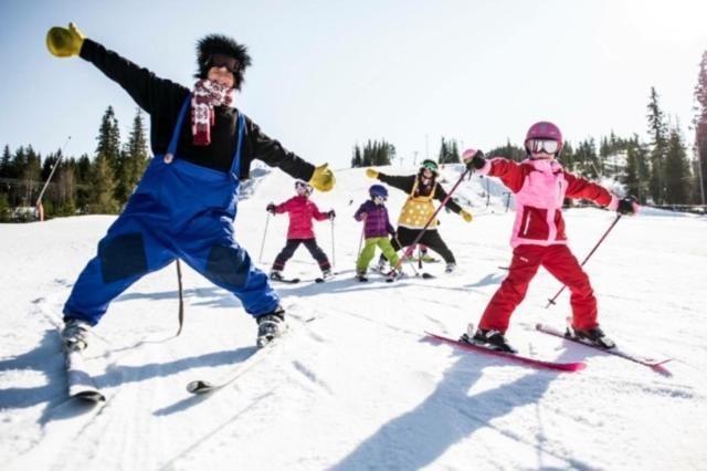 Stuga Saelen Klaeppen 5 Baeddar Uthyres Veckovis Soendag - Soendag Sälen Exterior foto
